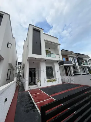 5bdrm Duplex in Lekki for rent