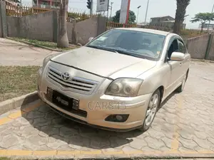 Toyota Avensis 2007 Gold