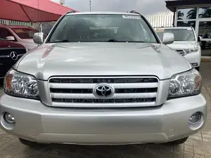 Toyota Highlander V6 2005 Silver