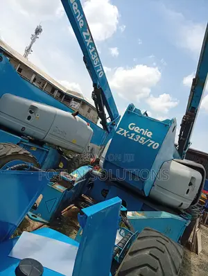 Man Lift Mobile Crane