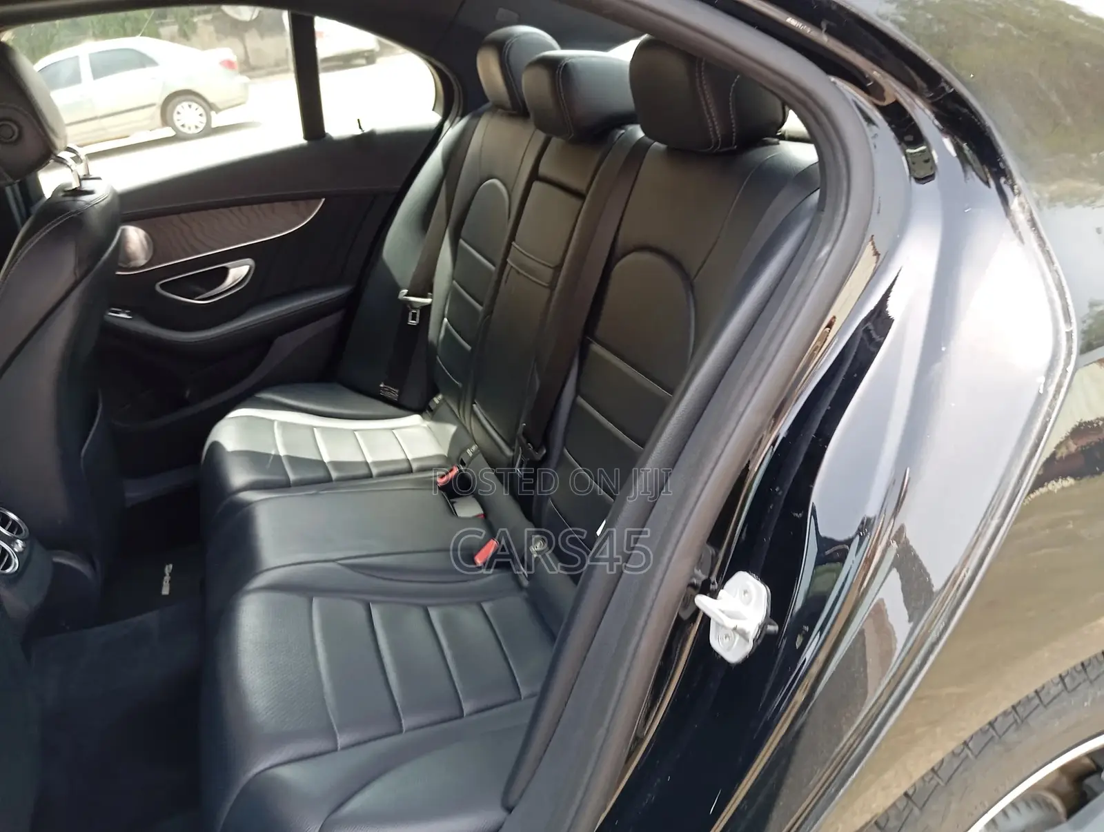 Mercedes-Benz C400 2015 Black