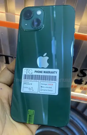 Apple iPhone 13 256 GB Green