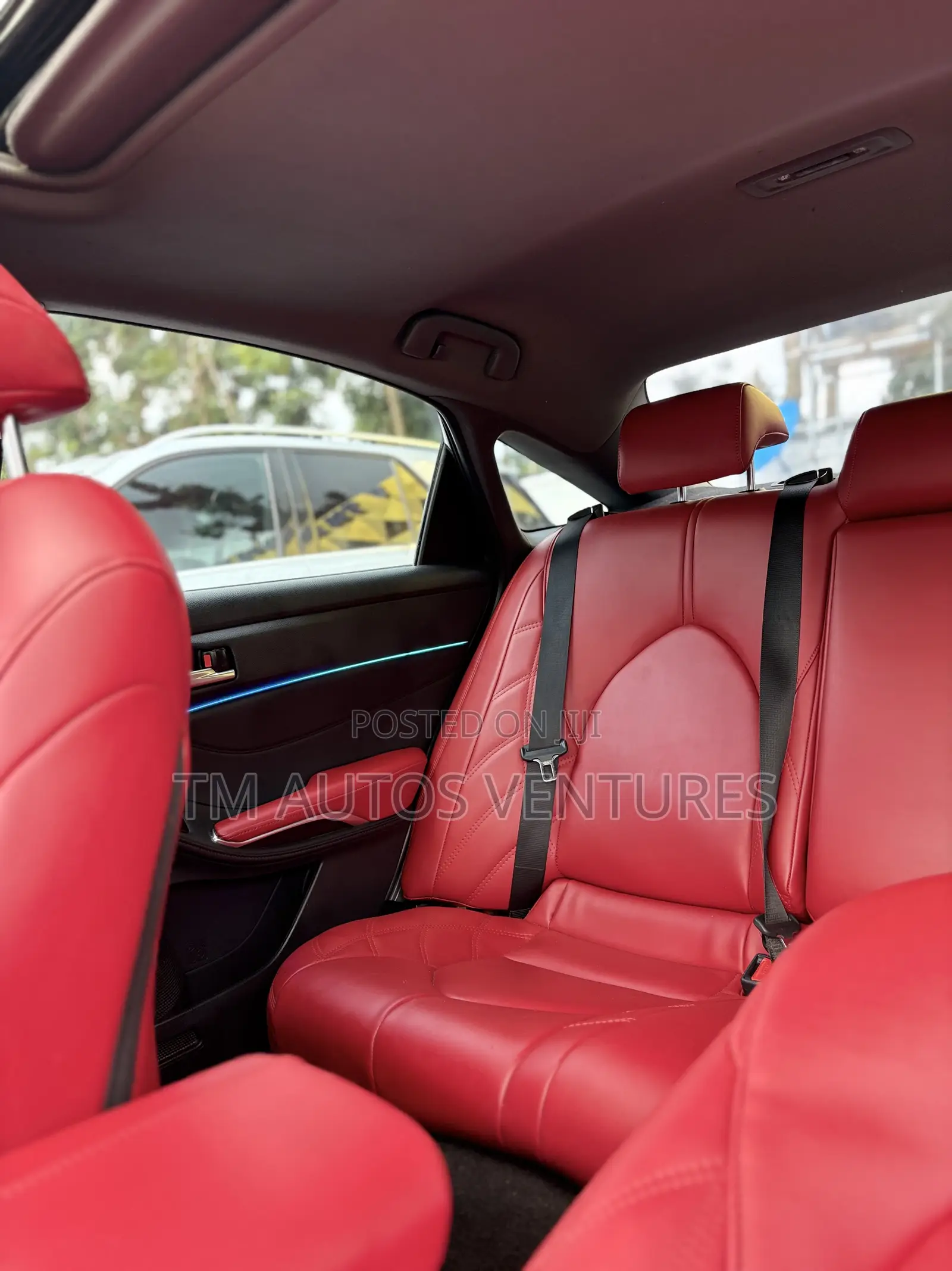 Toyota Avalon 2022 Black