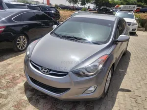 Hyundai Elantra GLS Sedan FWD (1.8L 4cyl 6M) 2013 Gray