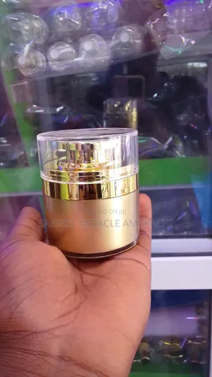 Luxurious Face Cream Containers
