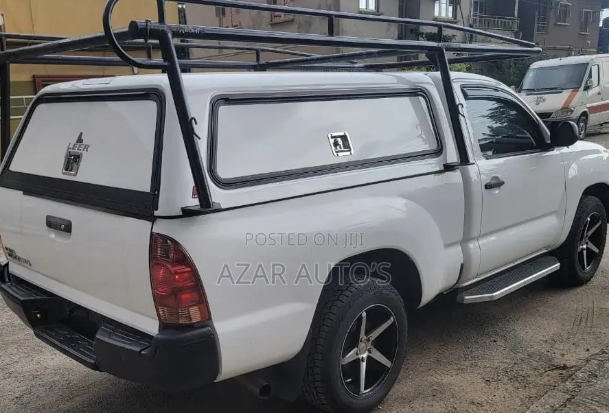 Toyota Tacoma 2013 White