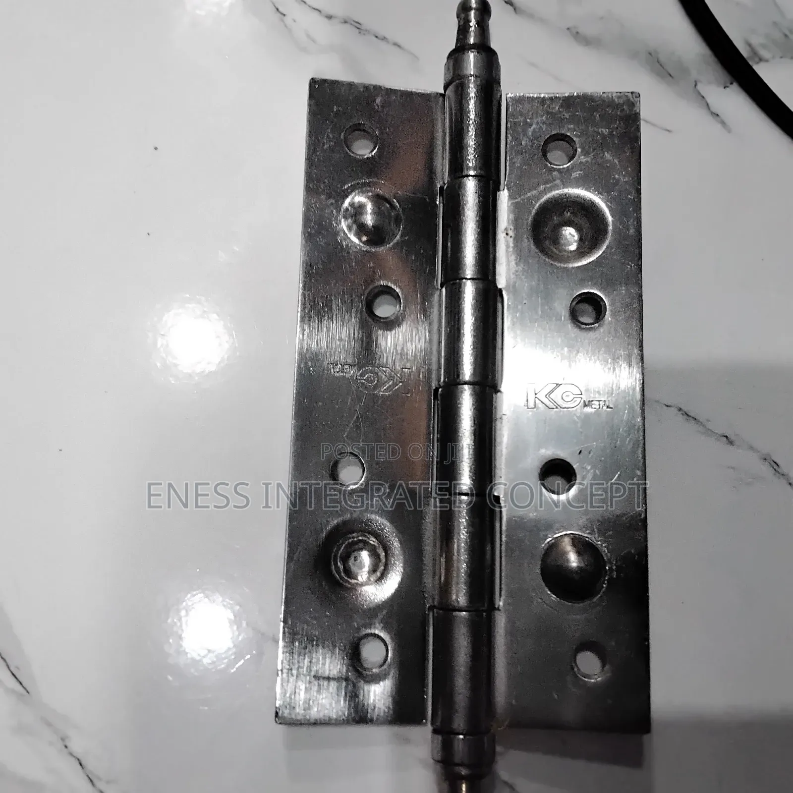 High Quality Hinges