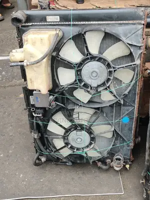 Tokunbo Radiator and Fan Toyota Sienna 2006