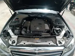 Mercedes-Benz E300 2017 Gray