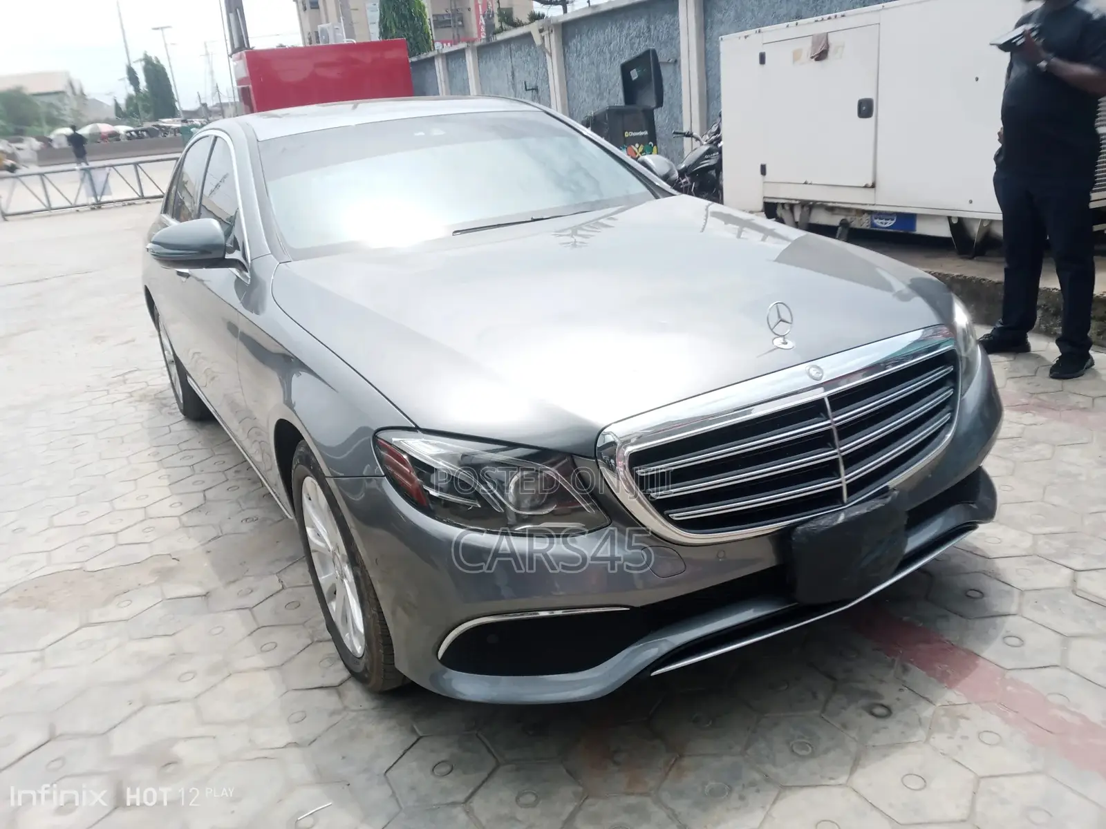 Mercedes-Benz E300 2017 Gray
