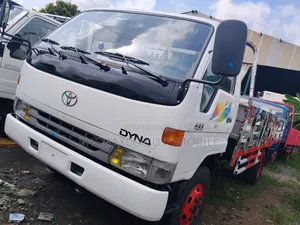Toyota Dyna400 7tones Capacity Long Chassis