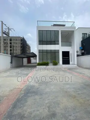 5bdrm Duplex in Lekki for sale