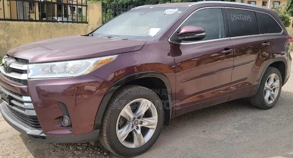 Toyota Highlander 2017 Red