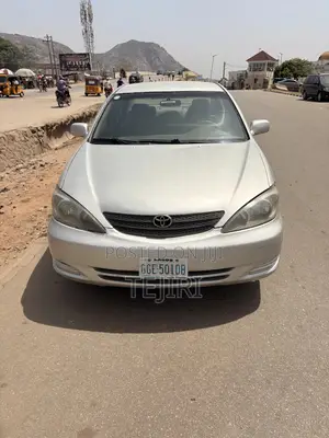 Toyota Camry LE 4dr Sedan (2.4L 4cyl 4A) 2004 Silver