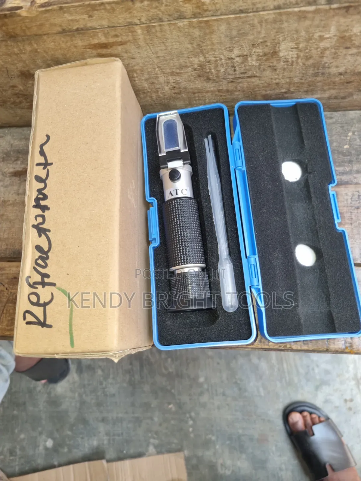 Refractometer