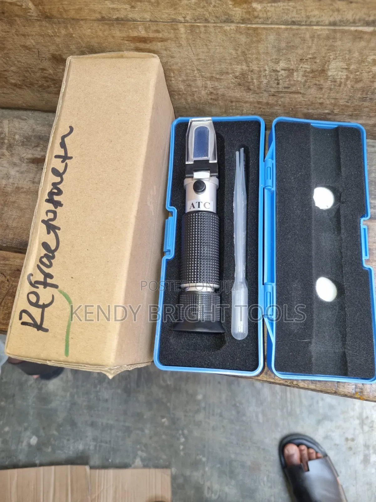 Refractometer