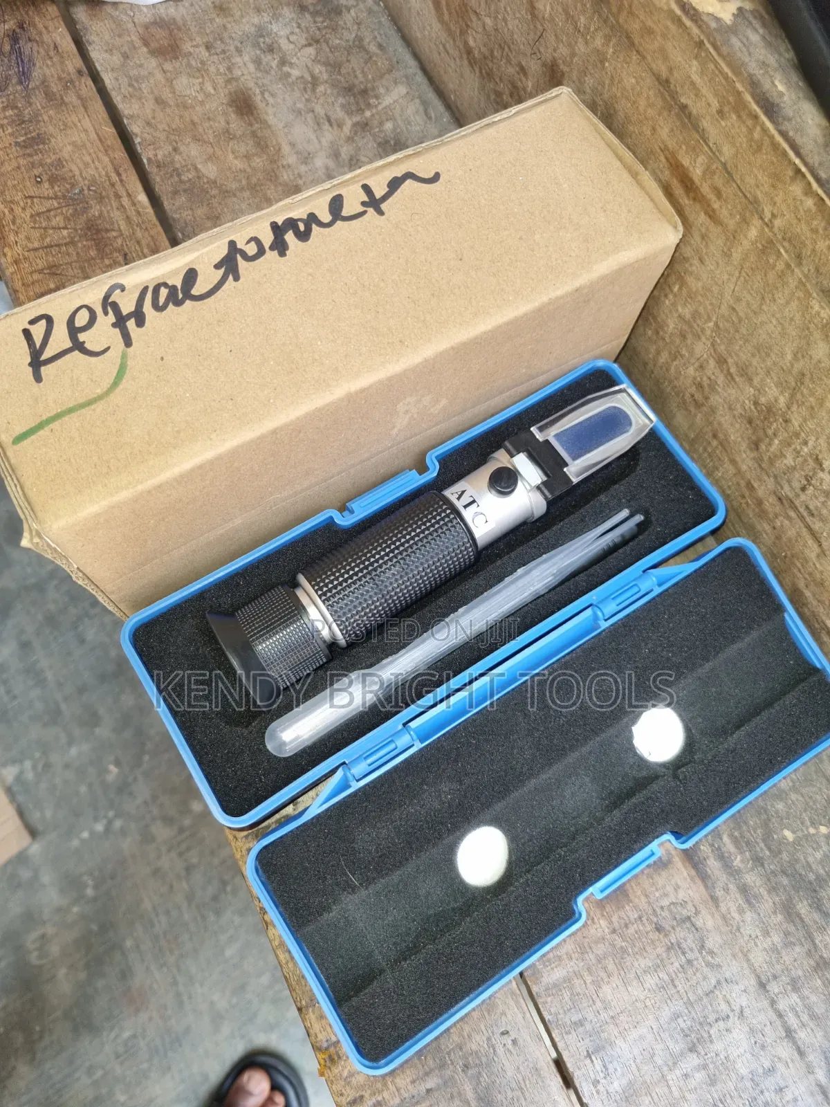 Refractometer