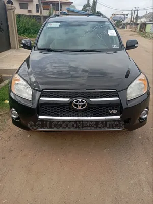Toyota RAV4 2010 Black