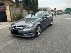 Mercedes-Benz C300 2013 Gray