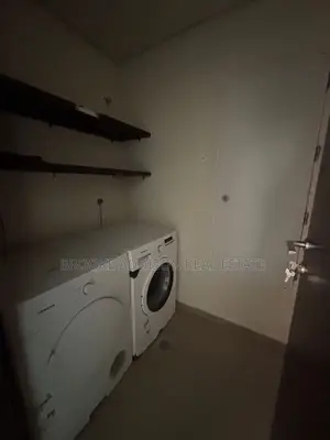 4bdrm Apartment in Banana Island for rent