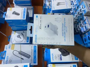 Anker 323 Charger 33w Usb-C Fast Charger With Lightning Cable