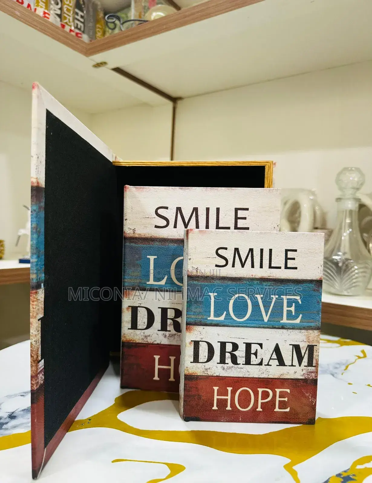3-in-1 Wooden Faux Book Décor Set