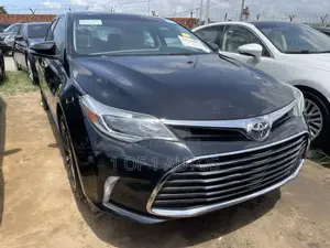 Toyota Avalon XLE FWDSedan (3.6L 6cyl 6A) 2016 Black