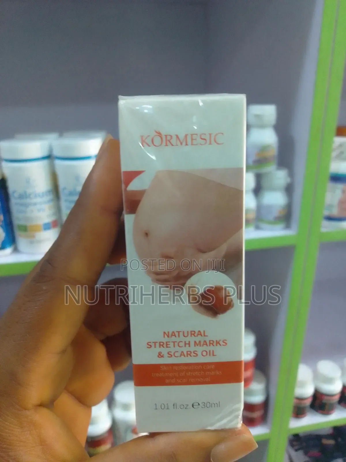 Say Goodbye To All Scars And Stretch Marks With Our Effective Oil