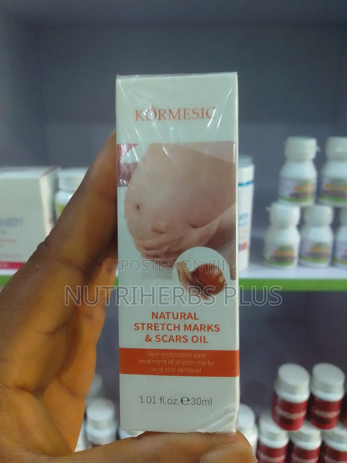 Say Goodbye To All Scars And Stretch Marks With Our Effective Oil
