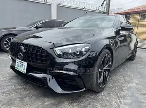 Mercedes-Benz E300 2017 Black