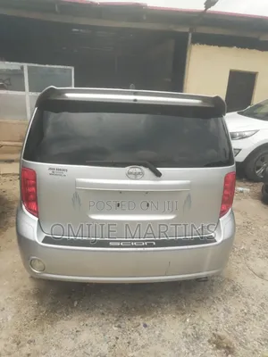Toyota Corolla 2010 Silver