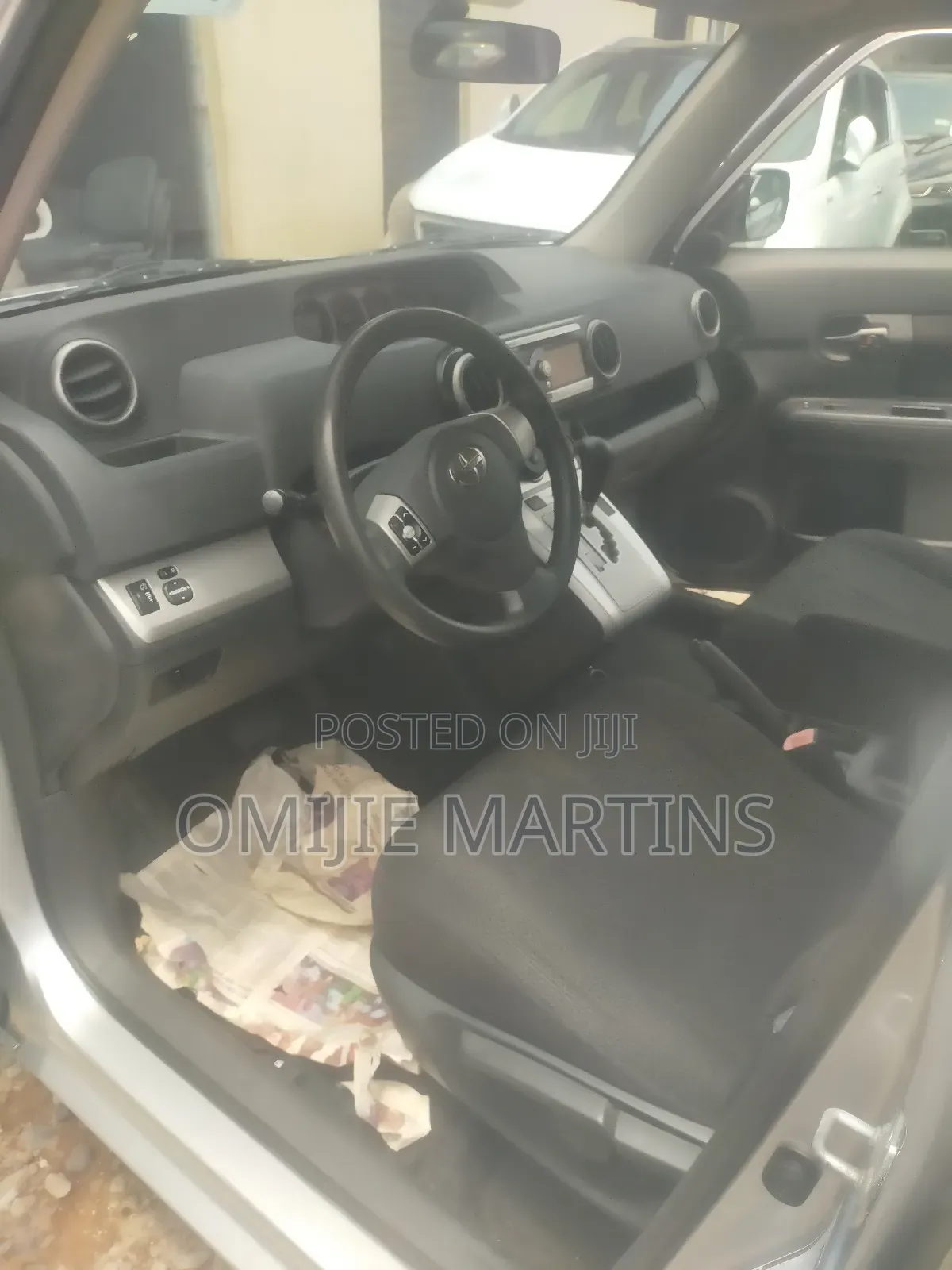Toyota Corolla 2010 Silver