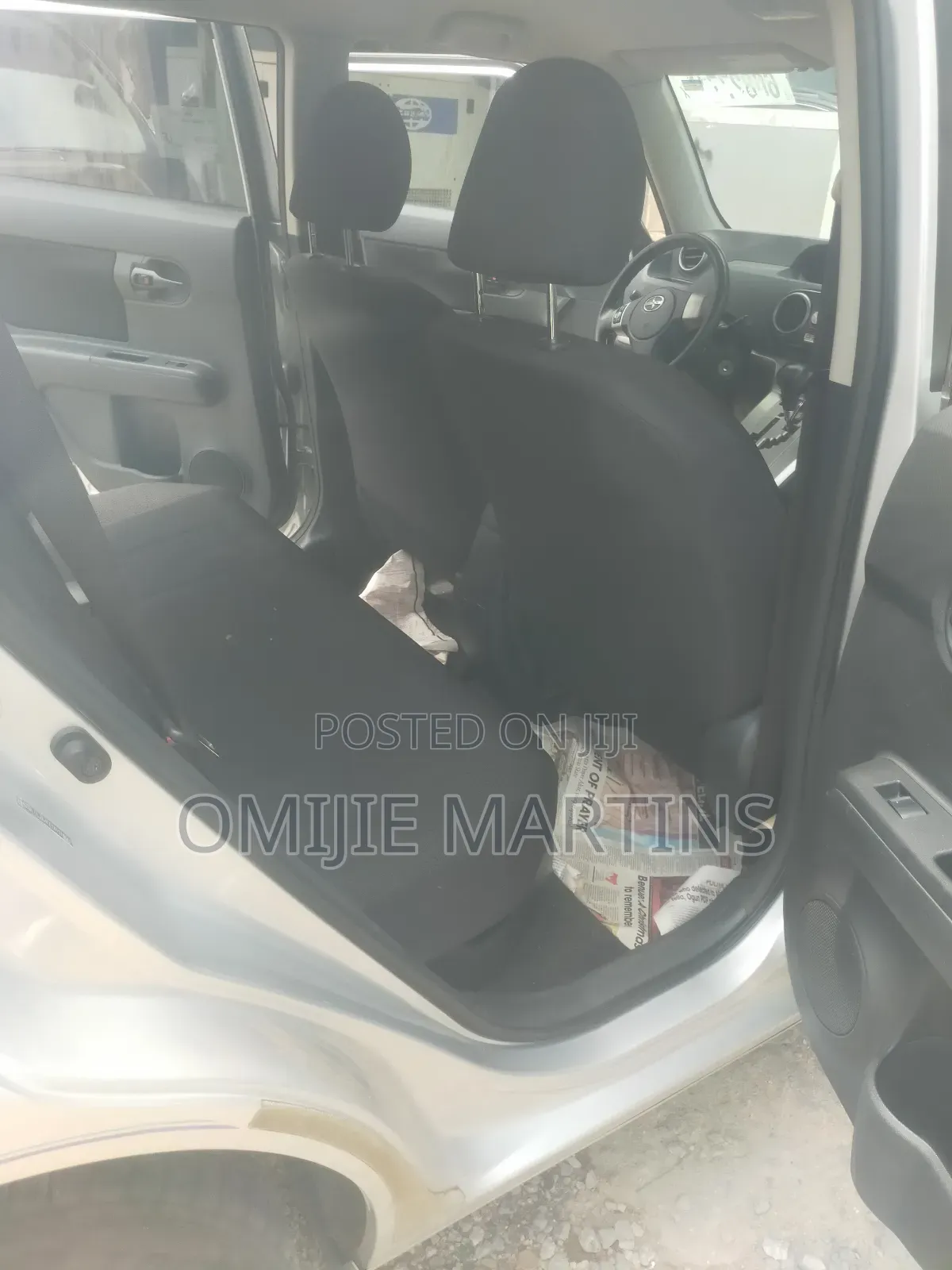 Toyota Corolla 2010 Silver