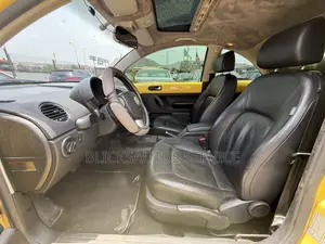 Volkswagen Beetle 2007 Yellow