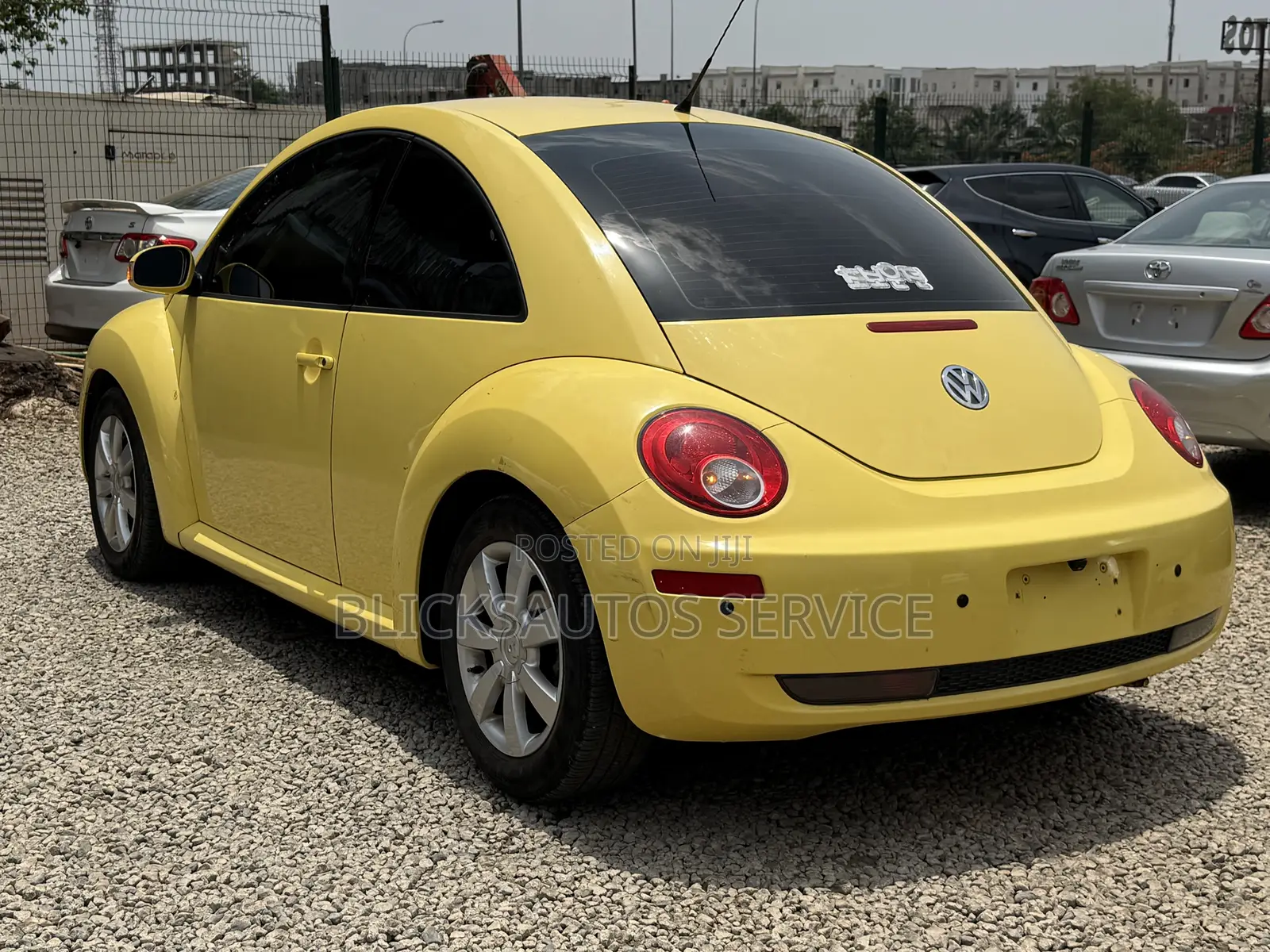 Volkswagen Beetle 2007 Yellow