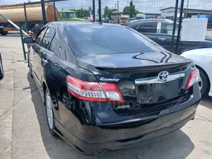 Toyota Camry SE 4dr Sedan (2.5L 4cyl 6A) 2011 Black