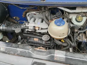 Volkswagen Transporter 2002 Blue
