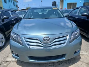 Toyota Camry LE 4dr Sedan (2.5L 4cyl 6A) 2011 Green