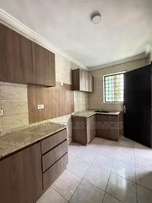 3bdrm Apartment In Agungi For Sale