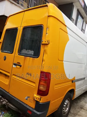 Volkswagen LT 2000 White