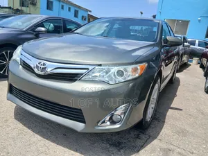 Toyota Camry LE 4dr Sedan (2.5L 4cyl 6A) 2013 Gray