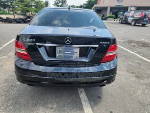 Mercedes-Benz C300 Sport 4Matic Sedan AWD (3.0L 6cyl 7A) 2011 Black