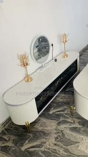 The Luxe Fluted Console