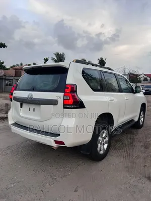 Toyota Land Cruiser Prado 4.0 Petrol TX 2016 White