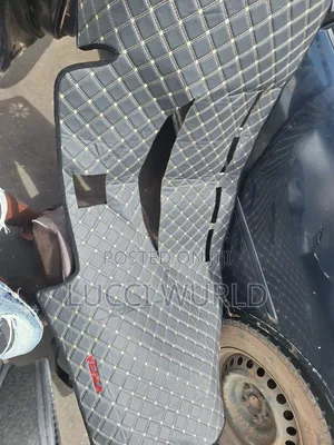 Venza Dashboard Mat