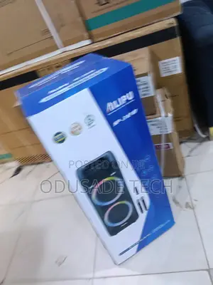 Ailipu Sp-3121d Portable Sound Speaker With Two Mics Included