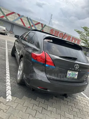 Toyota Venza 2011 Gray
