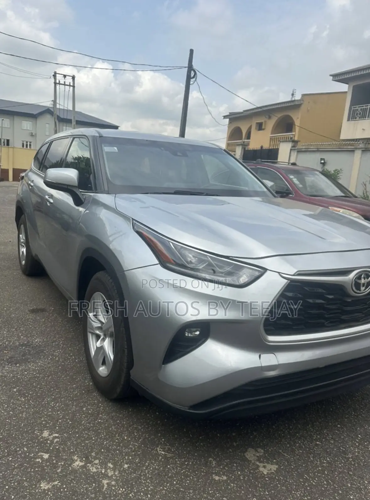 Toyota Highlander LE 2021 Silver