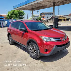Toyota RAV4 2015 Red