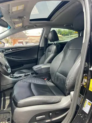 Toyota Highlander XLE 2022 Black